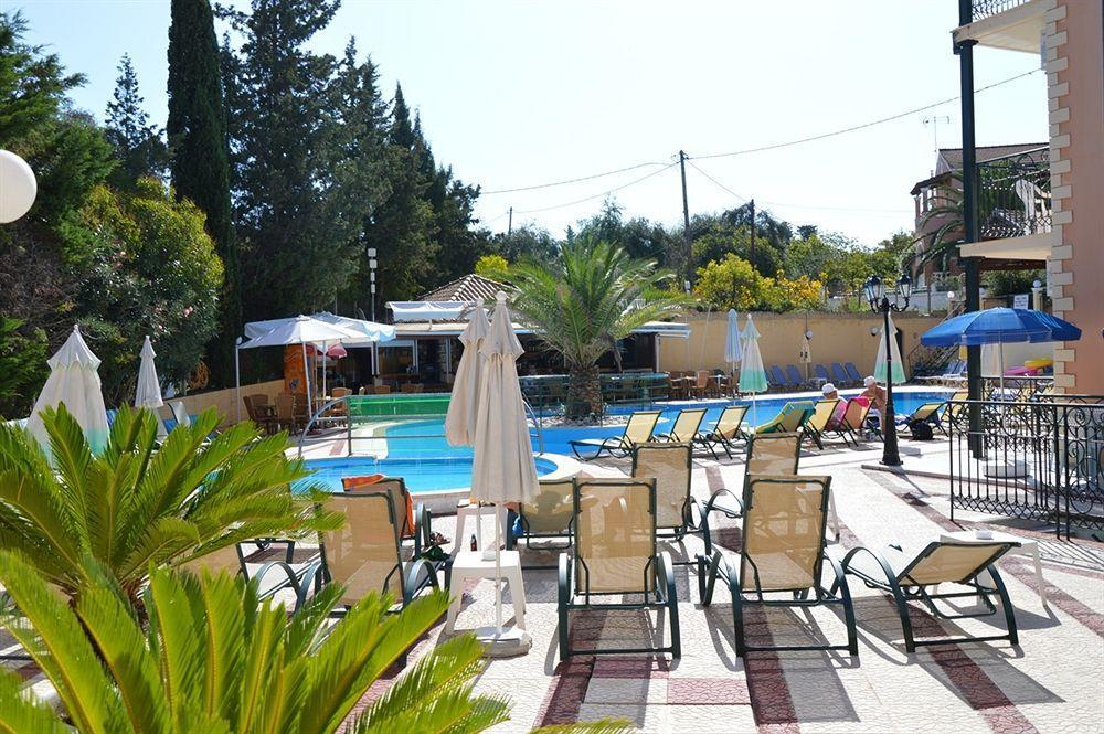 Philippos Hotel Kassiopi Exterior photo