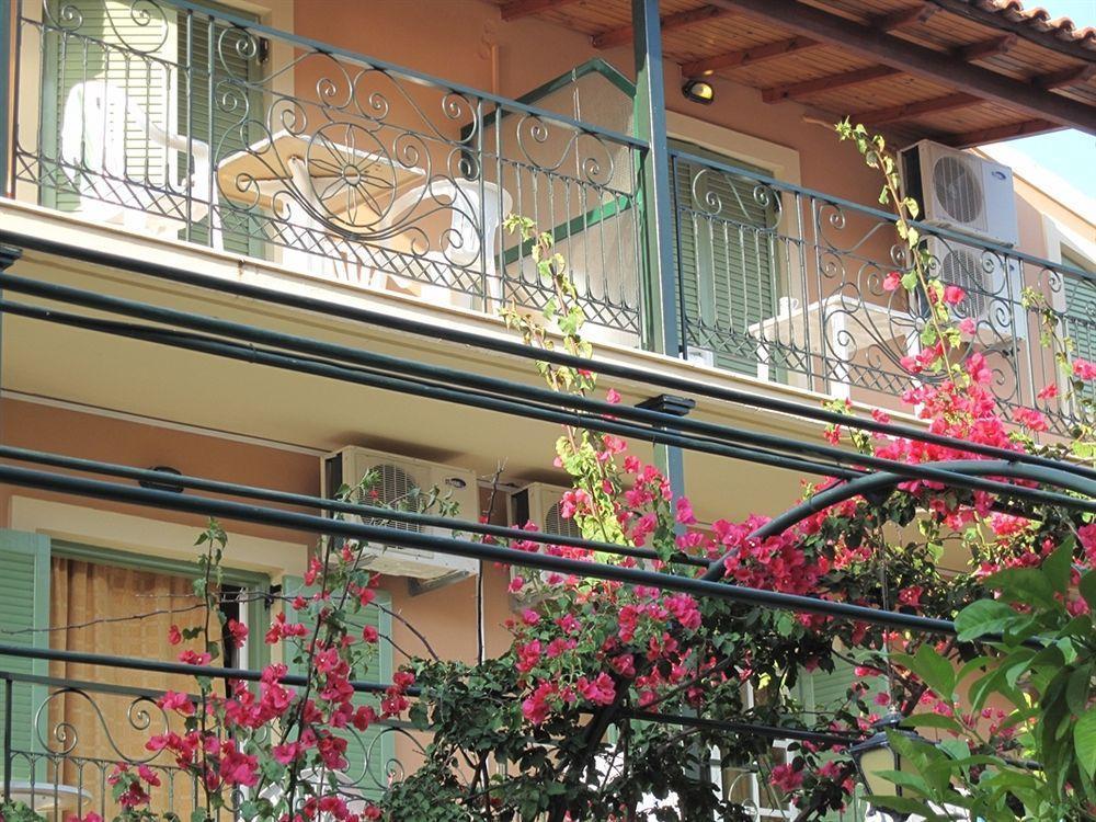 Philippos Hotel Kassiopi Exterior photo
