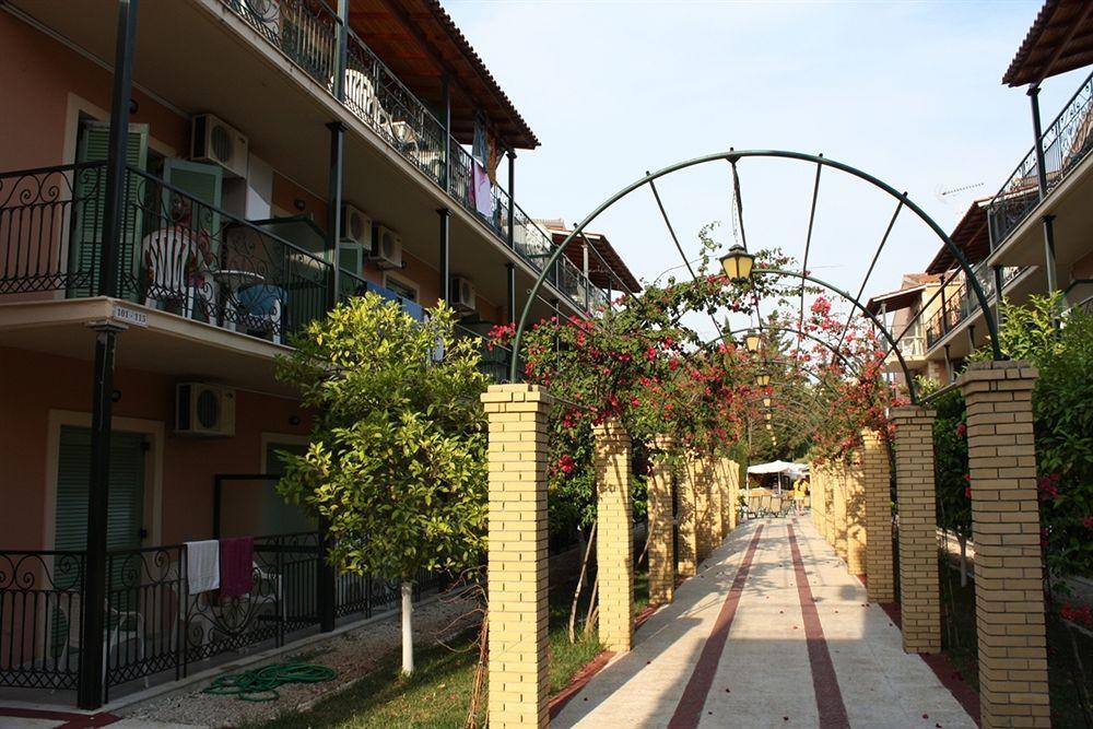 Philippos Hotel Kassiopi Exterior photo