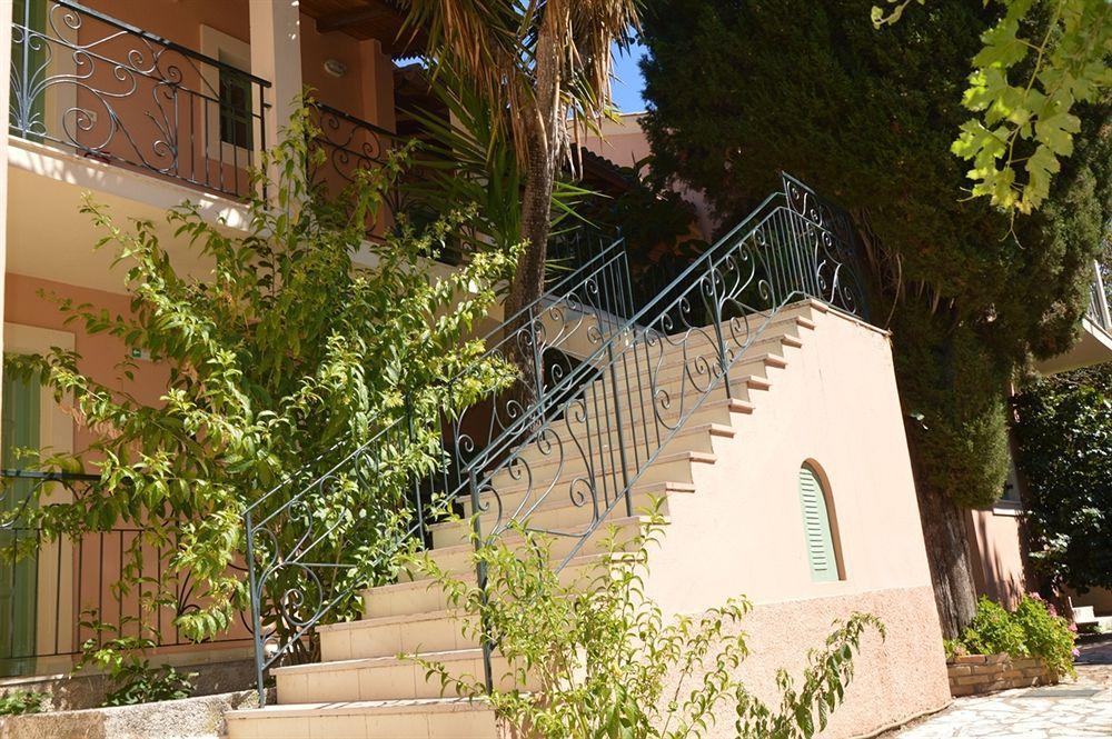 Philippos Hotel Kassiopi Exterior photo
