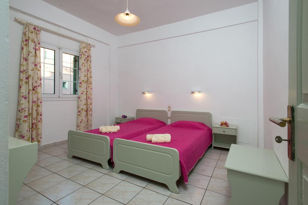 Philippos Hotel Kassiopi Exterior photo