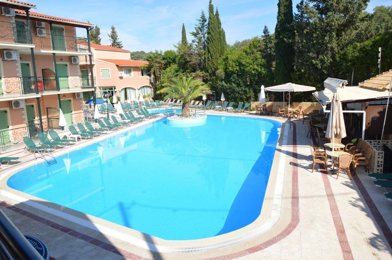 Philippos Hotel Kassiopi Exterior photo