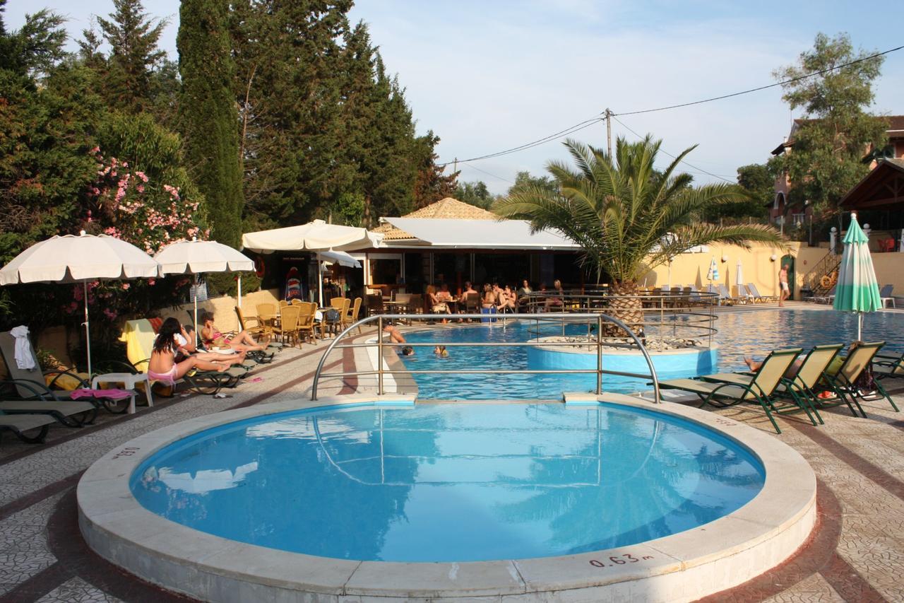 Philippos Hotel Kassiopi Exterior photo