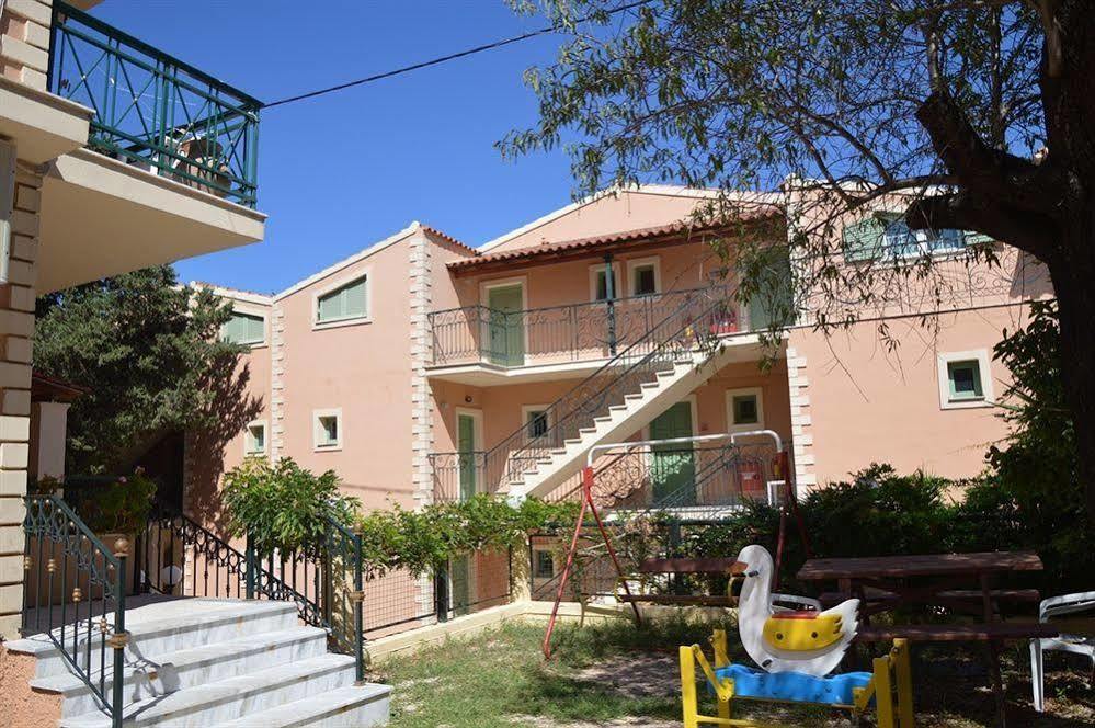 Philippos Hotel Kassiopi Exterior photo
